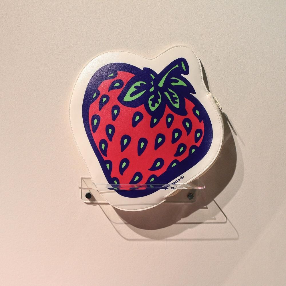STRAWBERRY PORCH M