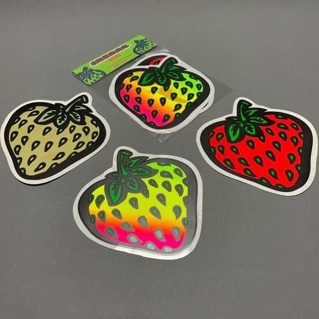 【予約商品：1月下旬以降のお届け予定】Large Insane Starwberry Sticker 3-pack