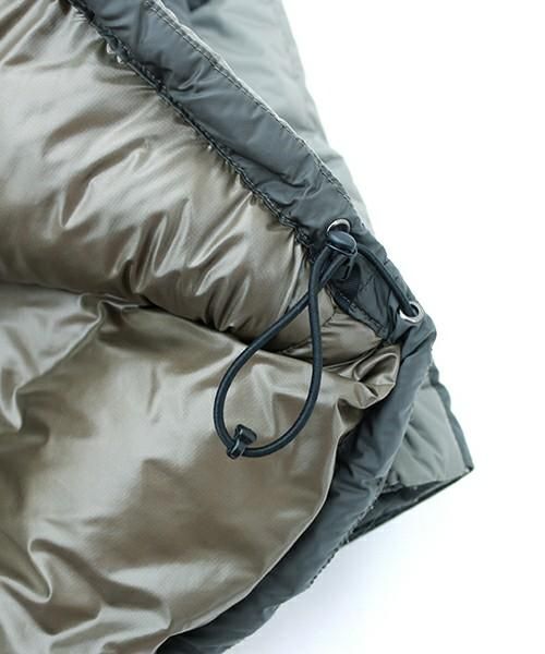LIST × NANGA PULLOVER DOWN JACKET