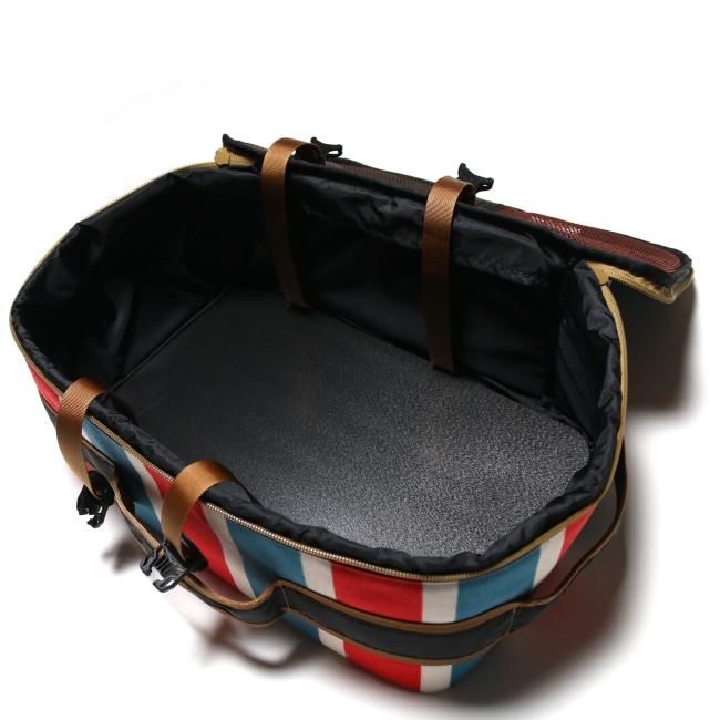 CRUNCHY BALL CASE