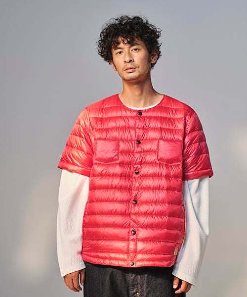 DOWN TEE