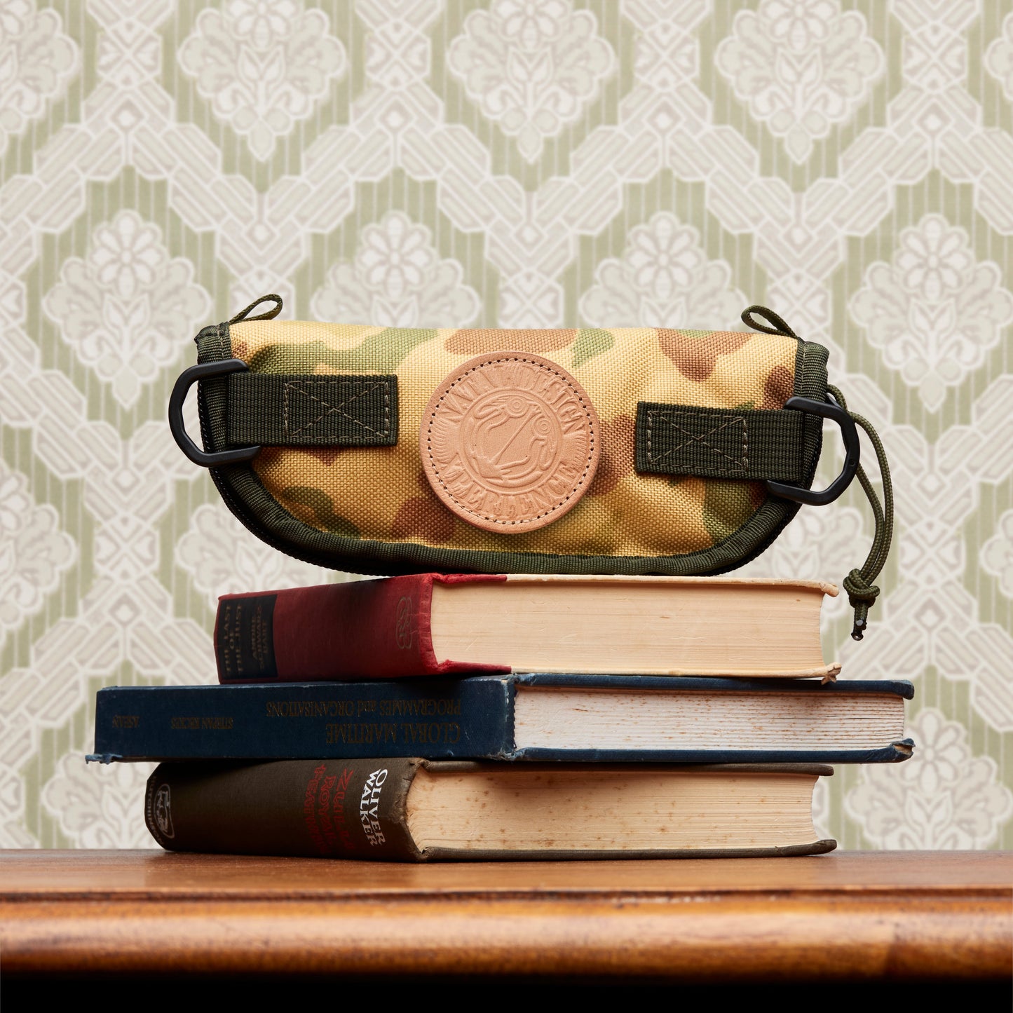 【予約商品：10月末以降のお届け予定】EYEWEAR & KNIFE CASE ND.ver