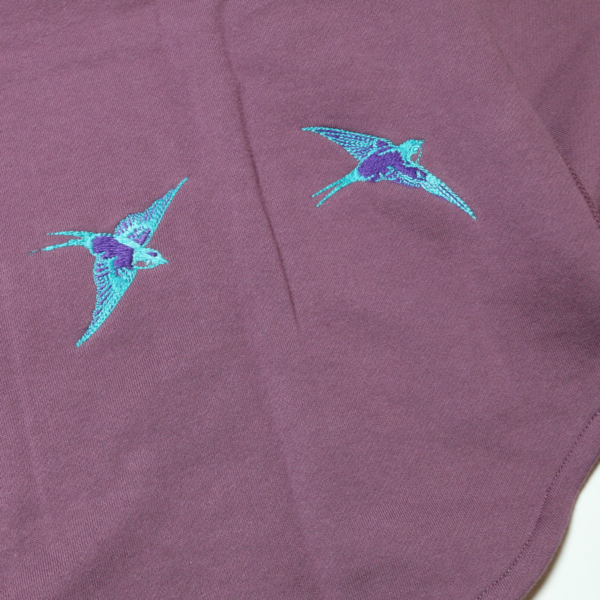 BRUSHED COTTON LONG SLEEVE HENLEY "LUCKY SWALLOW"