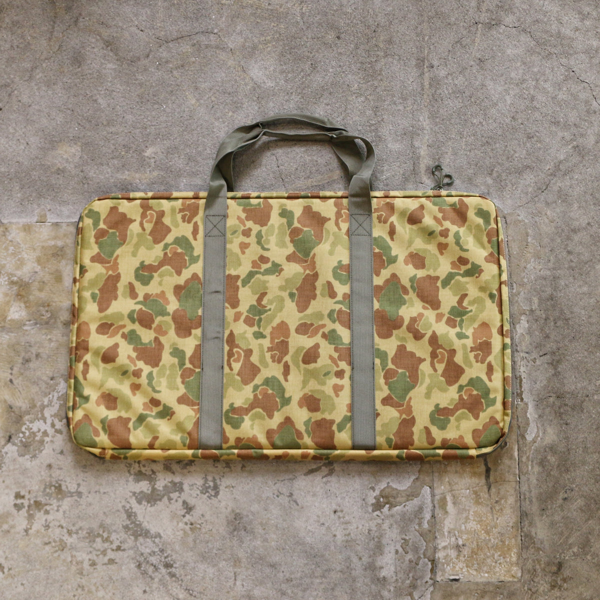 IRON TABLE CASE ND.ver