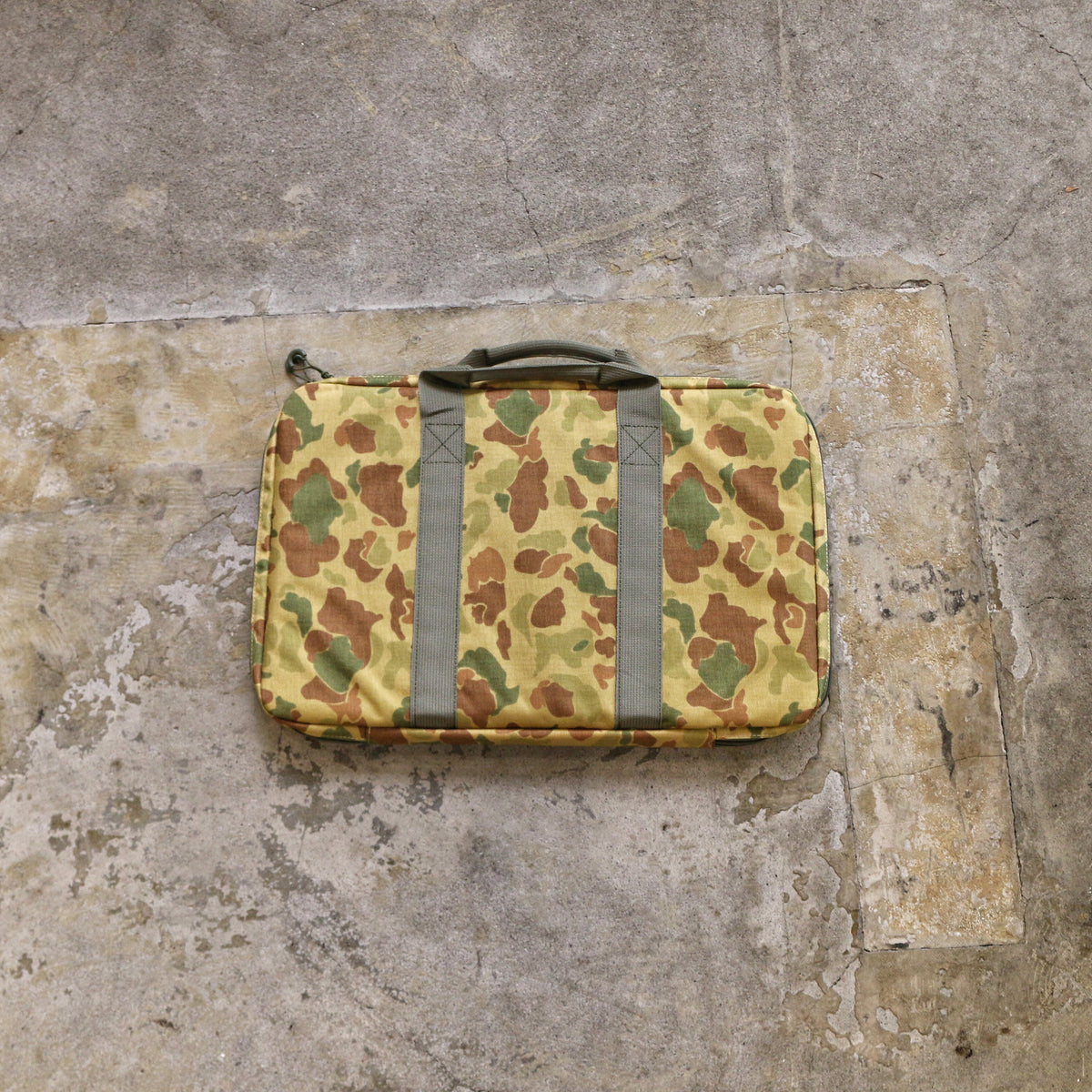 IRON TABLE MINI CASE ND.ver