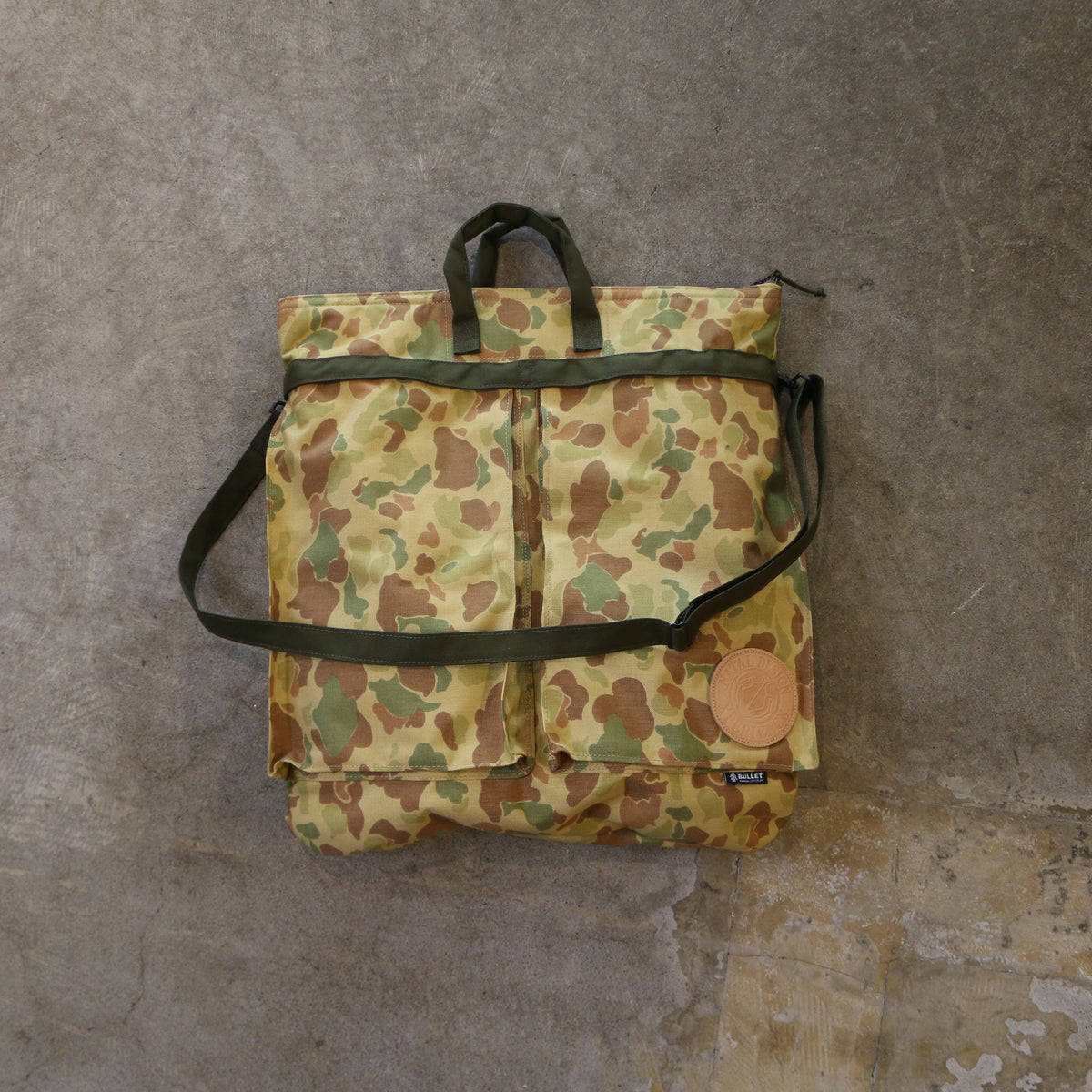 【予約商品：10月末以降のお届け予定】UTILITY HELMET BAG ND.ver
