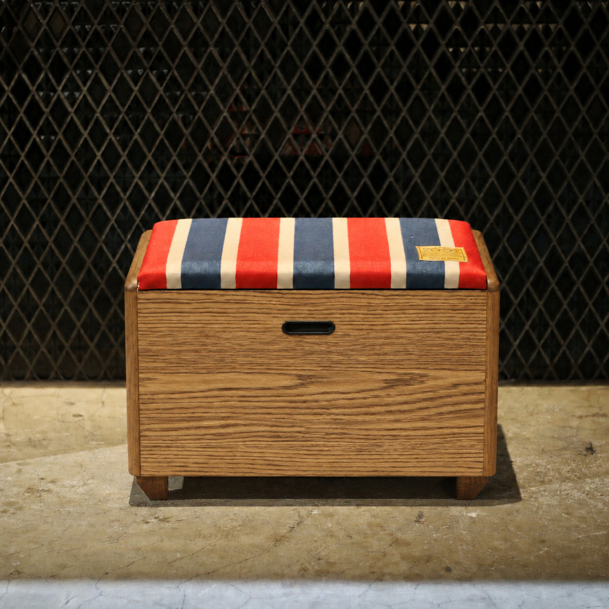【HSH先行発売：11月中旬以降のお届け予定】WIDE STOOL ND ver. RETRO STIRPE