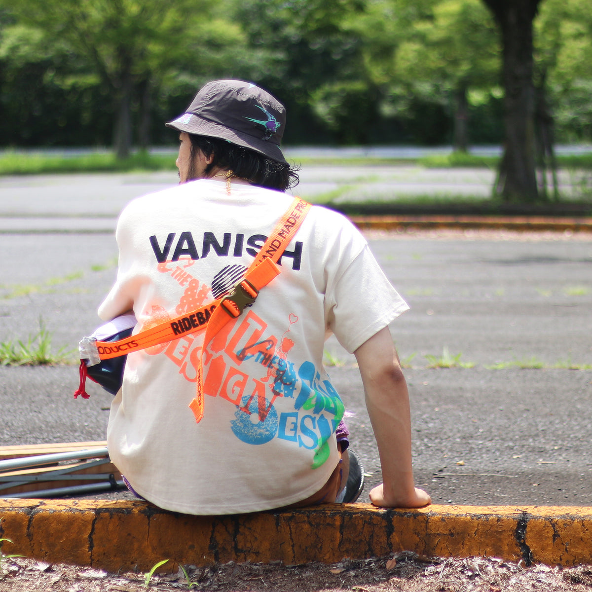 VANISH mag. POCKET TEE